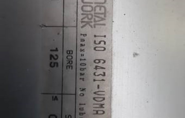 PISTONE PNEUMATICO Metal Work ISO 6431 VDMA tipo 121.corsa 450.alesaggio 125 USATO